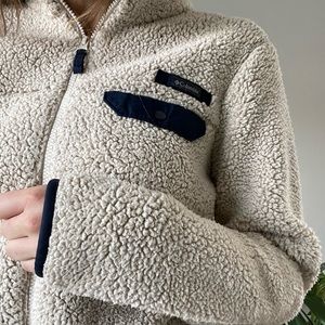 Columbia fleece zip up cream with navy accents